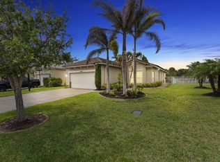 10932 SW Dunhill Ct, Port Saint Lucie, FL 34987