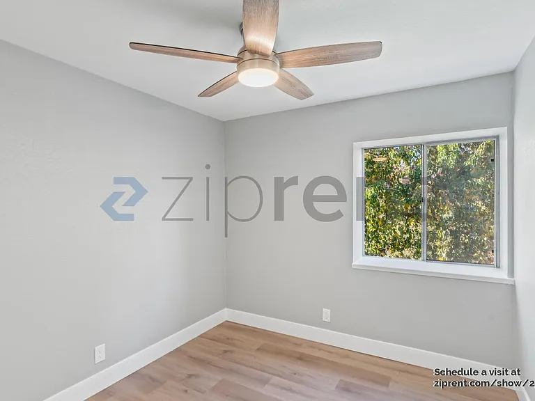 1804 Holland Dr — Photo 20