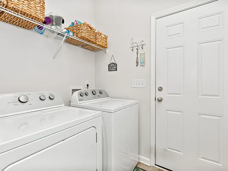 840 Windsor Rose Dr — Photo 27