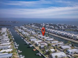 45 Janet Dr, Crawfordville, FL 32327