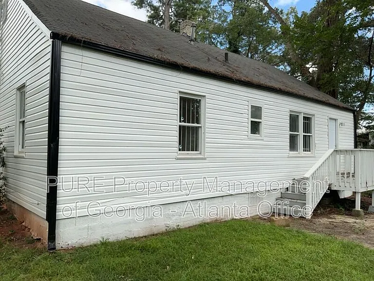 1809 Ellington St — Photo 18