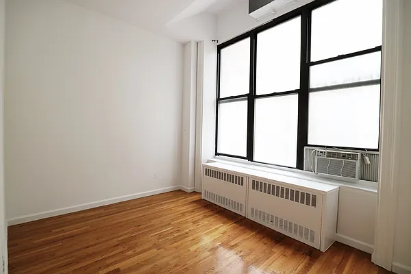 Rented by City Connections Realty | media 14