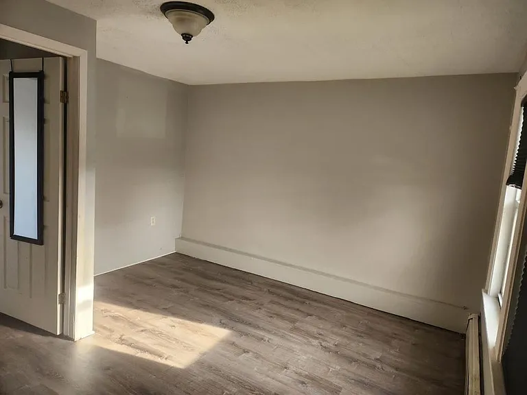 210 Pearl St #2N — Photo 1