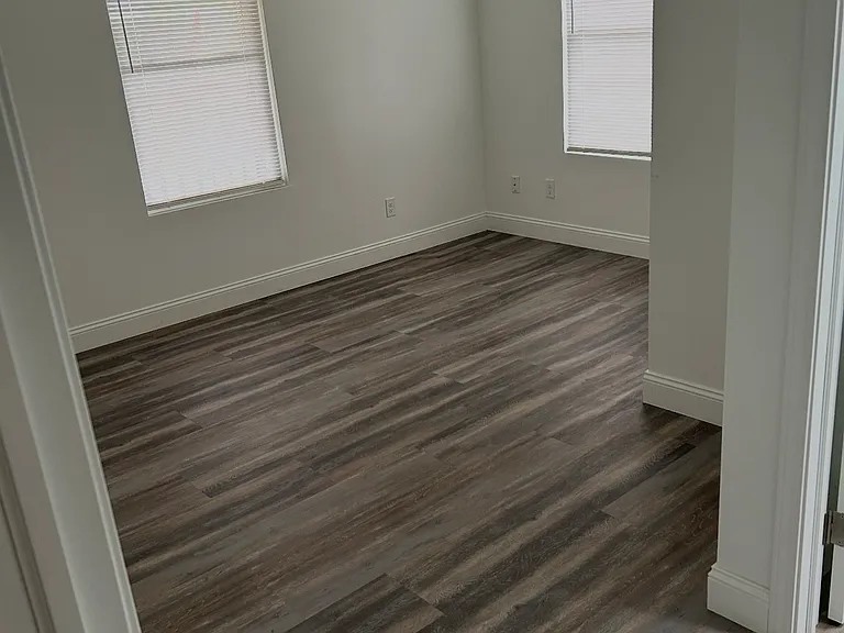 376 Brockway Ave #A — Photo 6
