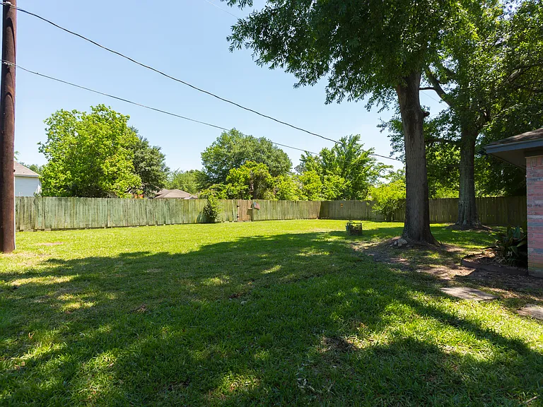 25818 Leafywood Dr — Photo 5
