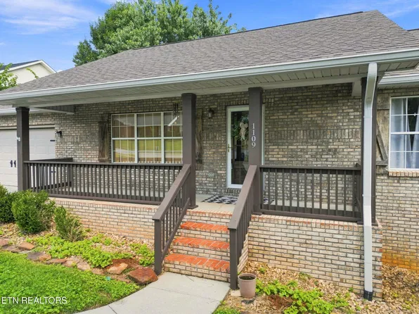 1109 Willow Creek Cir, Maryville, TN 37804