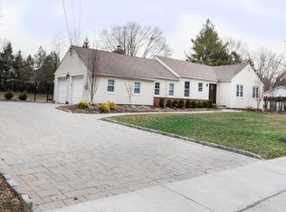 24 Rickland Rd, Old Tappan, NJ 07675