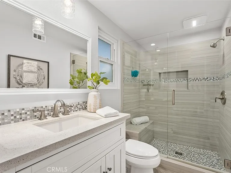 22057 Newbridge Dr #5 — Photo 18