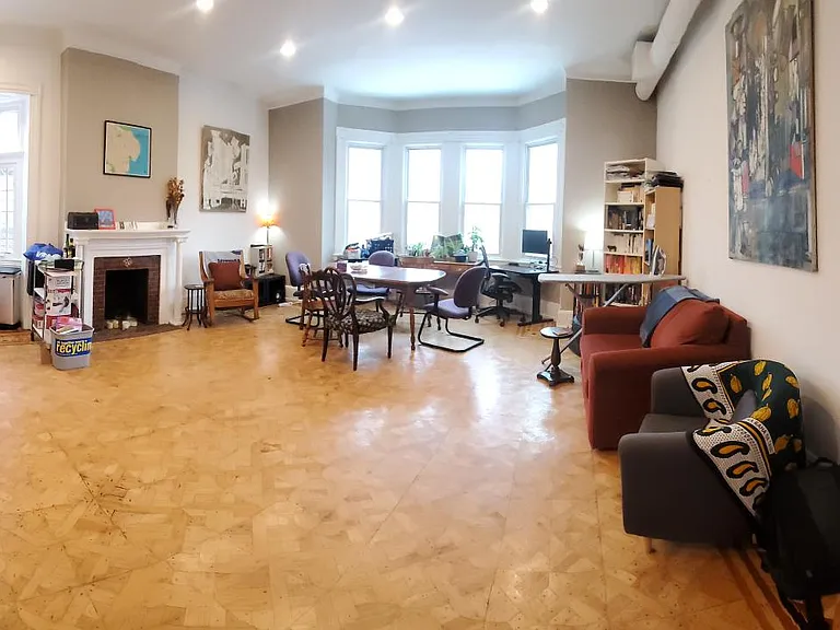 4614 Chester Ave #2 — Photo 2