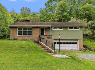 16 Rhodes Ave, Sewickley, PA 15143