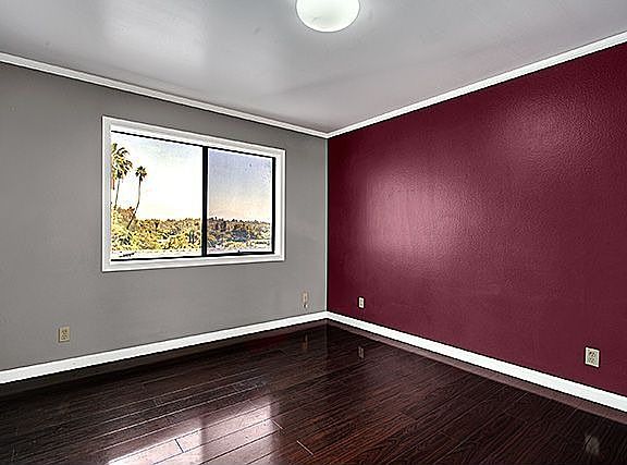 5th image of 112 Avenue 66 #17