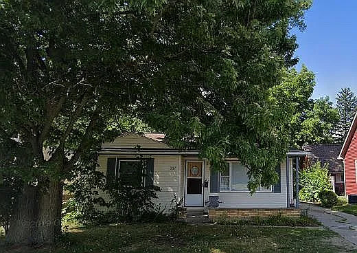 337 W Mount Morris St photo 1