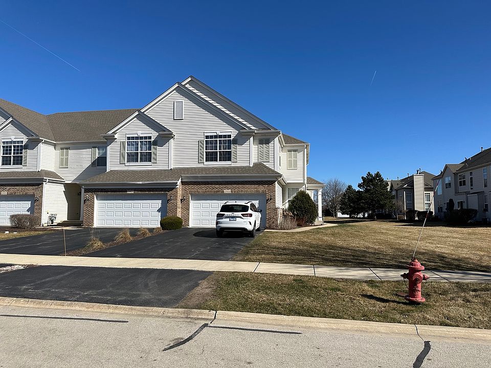 2nd image of 23926 McMullin Cir