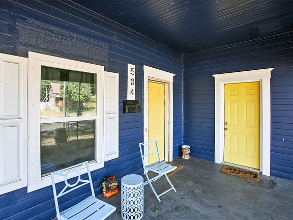 2nd image of 504 Preston St