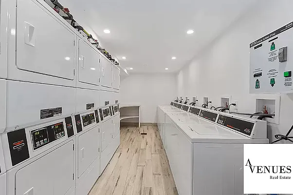 Rented by Avenues Real Estate | media 2