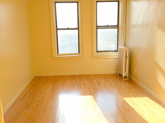 5th image of 248 Sherman Ave APT 32