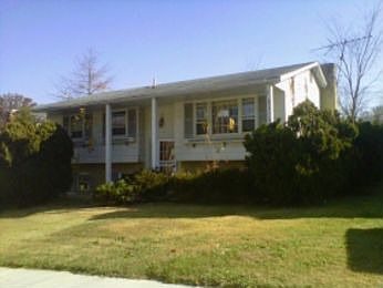 2nd image of 4304 John St