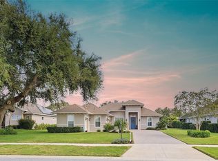 6037 Apex Way, Lady Lake, FL 32159