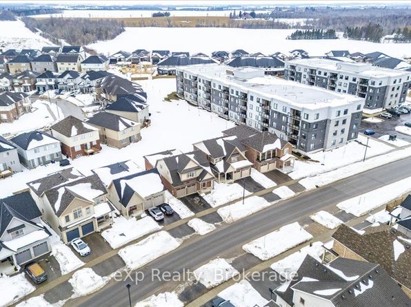 111 Farley Rd, Centre Wellington, ON N1M 0H2