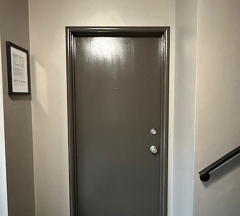 4th image of 520 Bancroft Ave #1