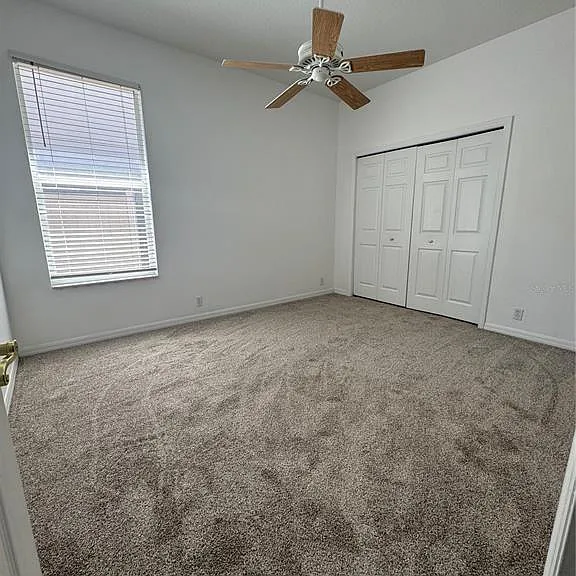 2204 Elizabeth Way — Photo 12