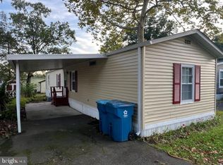 609 Willow Dr, Green Lane, PA 18054