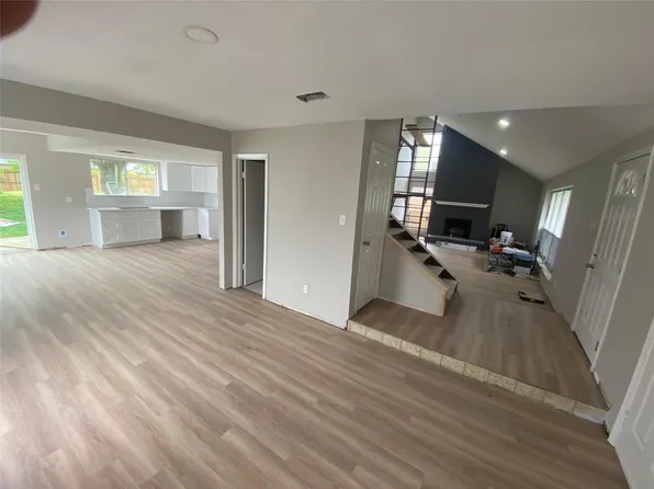 17023 Quail Bend Dr, Missouri City, TX 77489