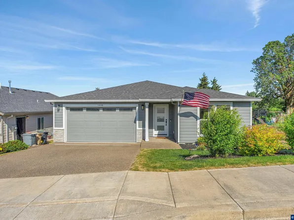 1448 SW 11th St, Dallas, OR 97338