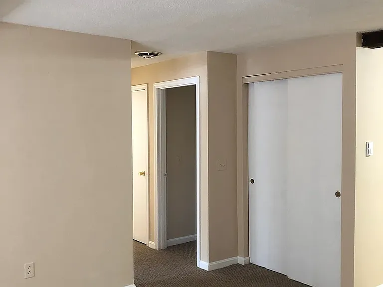 Barker Avenue Apartments — Photo 3
