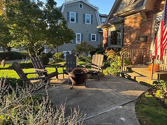 2nd image of 4026 Linden Ave