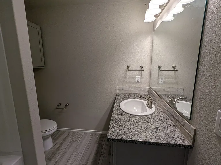 13311 Avenue V — Photo 14