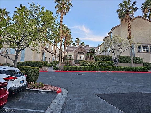 2nd image of 1501 Couples St