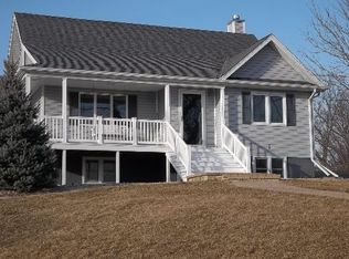 111 E Walnut St, Walnut, IL 61376