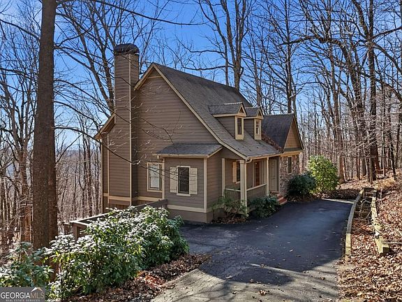 2nd image of 425 Sanderlin Mountain Dr