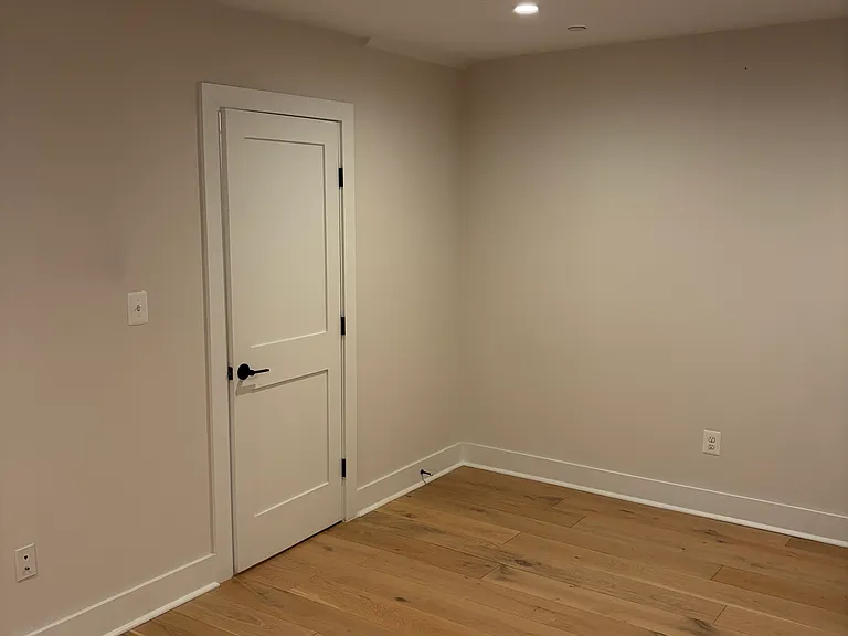 1722 W Virginia Ave NE #2 — Photo 8
