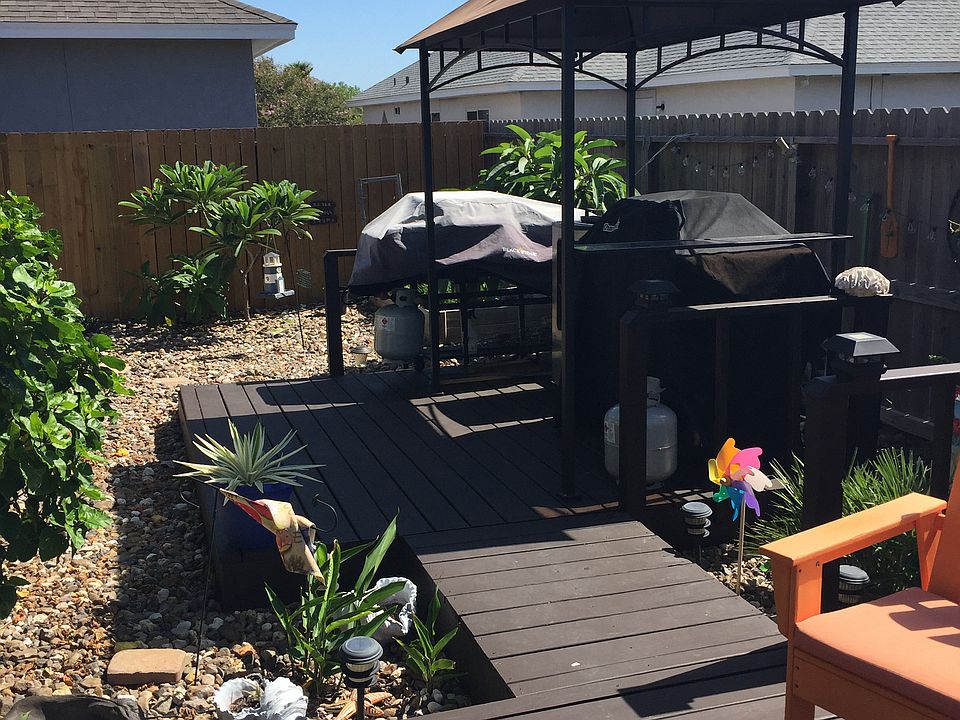 2nd image of 14838 Quarterdeck Dr
