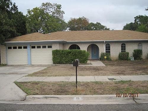 1st image of 413 Jeffery Ln