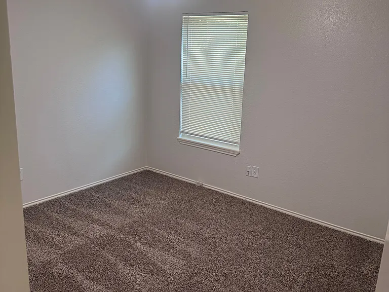 837B NW Summercrest Blvd #837B — Photo 11