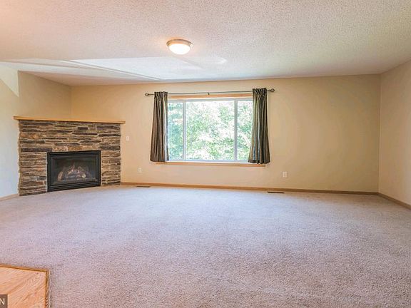 4th image of 14 City View Ln