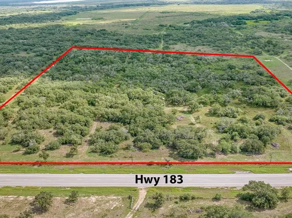 674 Us 183 Highway, Refugio, TX 78377