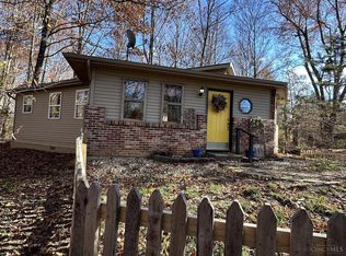 7916 W Prospect Rd, Hillsboro, OH 45133