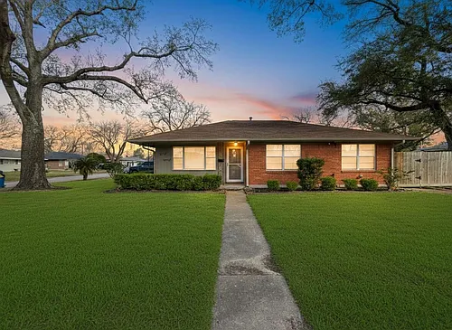 5619 Wood Creek Way Photo 1