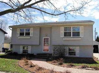 1605 Oriole Ave, Waterloo, IA 50701