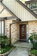 2nd image of 906 Burnwood Ln