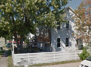 1203 Rhomberg Ave, Dubuque, IA 52001