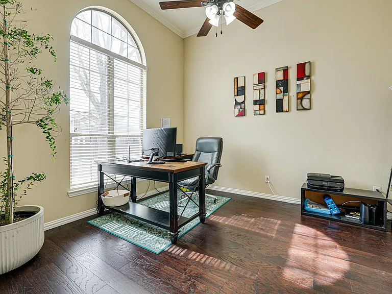 11804 Blackhawk Dr — Photo 3