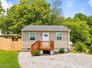 302 12th St N, La Follette, TN 37766