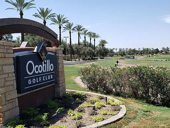Ocotillo Golf Club within walking distance