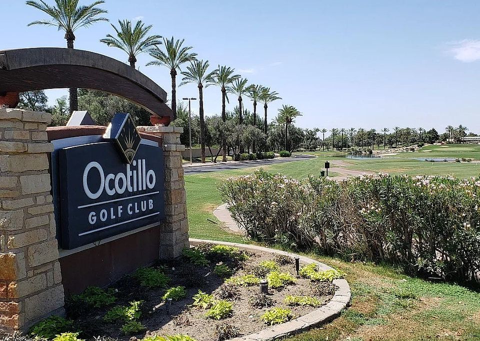 Ocotillo Golf Club within walking distance