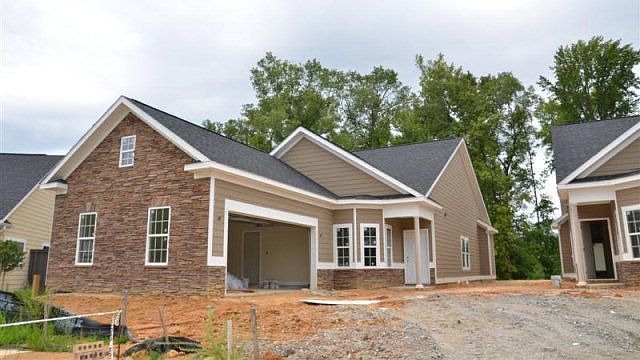 1st image of 3804 Amberley Dr
